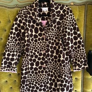 BEAUTIFUL COAT W PINK UNDERLAY